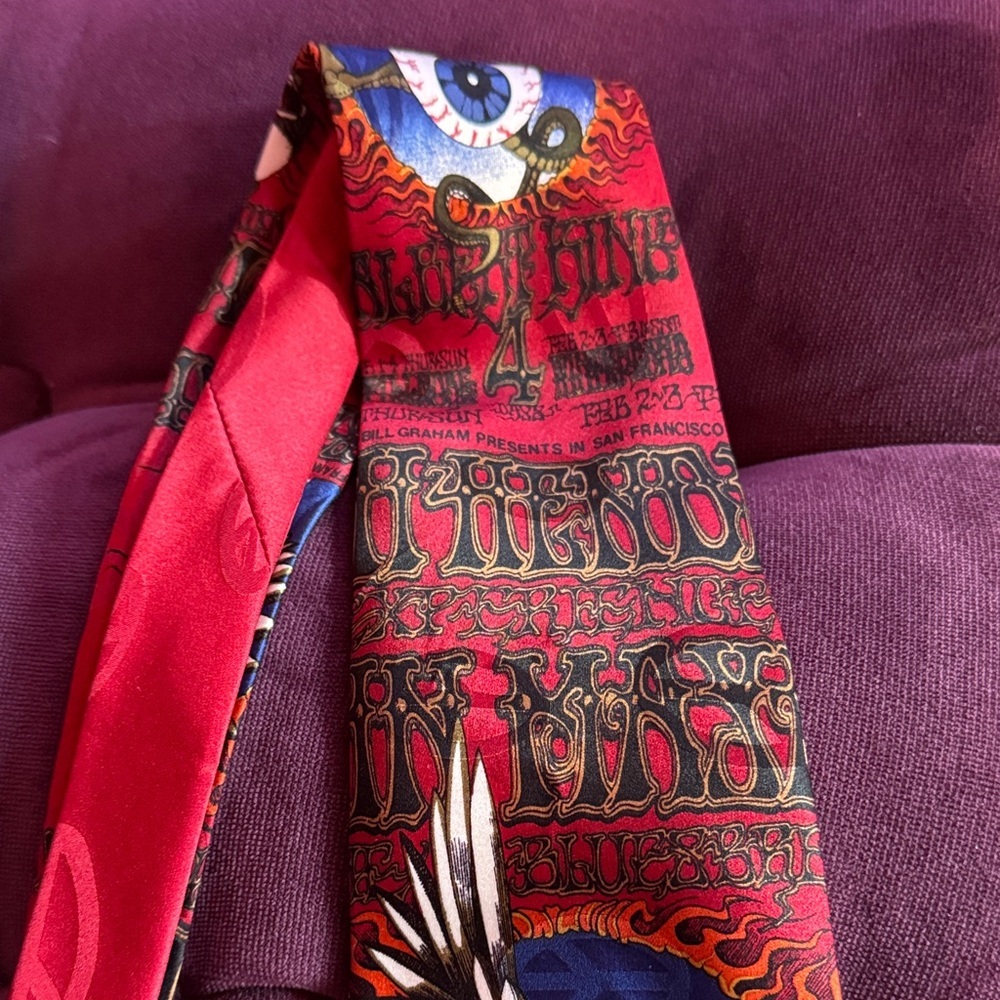 The Fillmore Poster Tie Hendrix Flying Eyeball silk NWOT - Picture 3 of 9